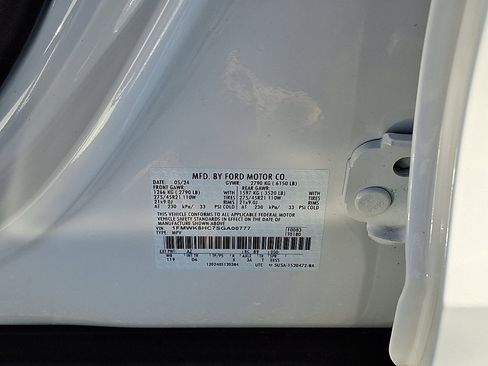 Used 2025 Ford Explorer Platinum w/ Ultimate Package image 29