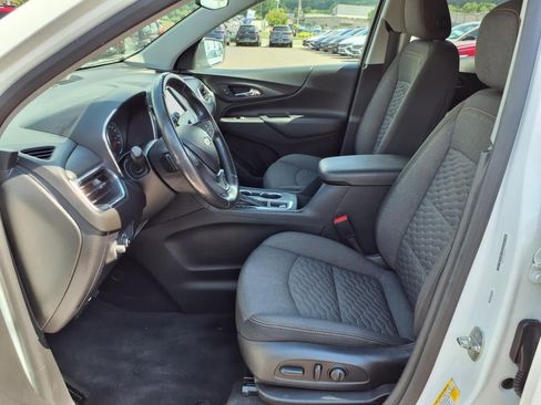 Used 2019 Chevrolet Equinox LT image 11