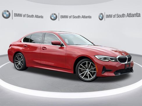 Used 2019 BMW 330i xDrive Sedan w/ Convenience Package AWD/4WD image 2
