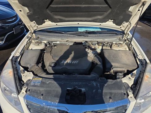 Used 2008 Saturn Aura XR w/ Premium Trim Package image 11