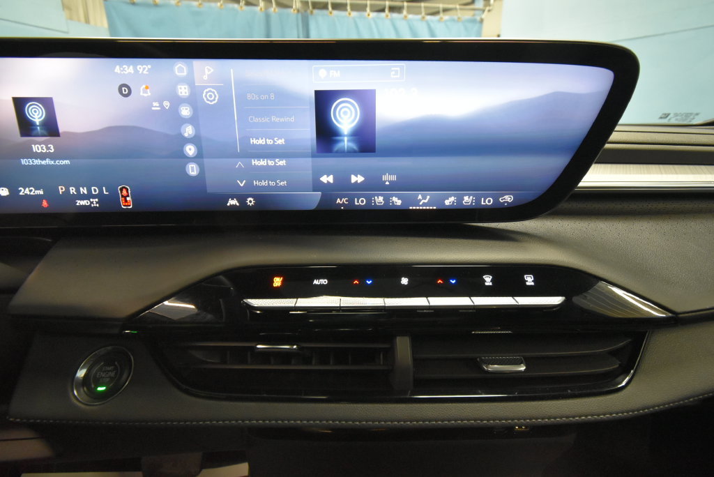 Used 2025 Buick Enclave Avenir w/ Super Cruise Package AWD/4WD image 20