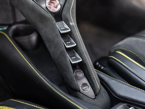 Used 2021 McLaren 720S Performance RWD image 48