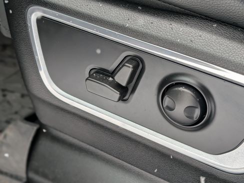 Used 2022 RAM 1500 Laramie image 38