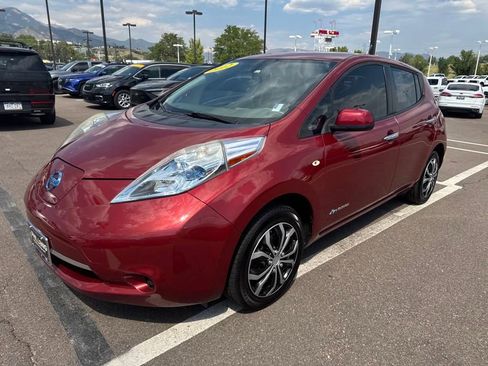 Used 2012 Nissan Leaf SV image 2