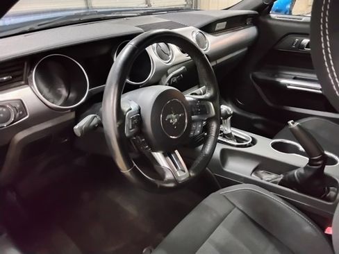 Used 2019 Ford Mustang GT image 11