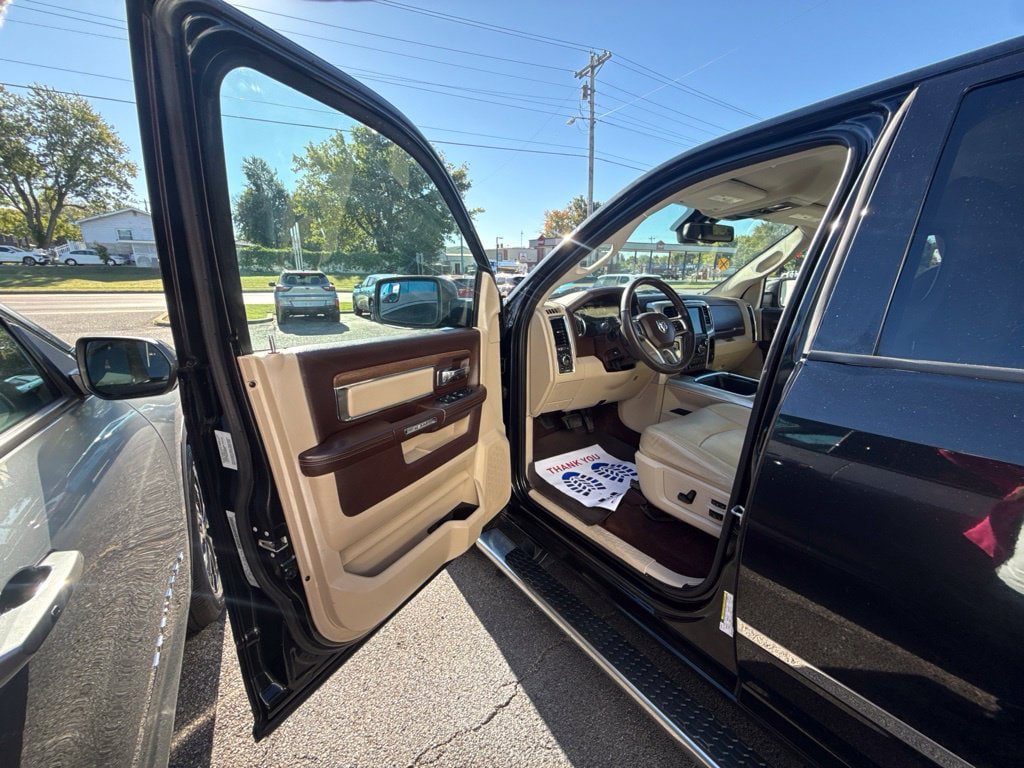 Used 2017 RAM 1500 Laramie w/ Protection Group AWD/4WD image 15