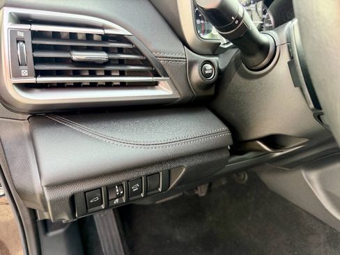 Used 2022 Subaru Outback Limited AWD/4WD image 36