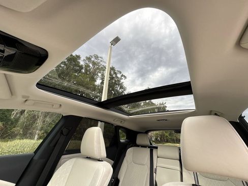 Used 2025 Lexus RX 450h AWD w/ Luxury Package image 26