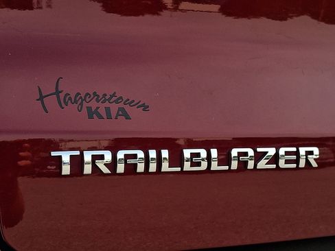 Used 2023 Chevrolet TrailBlazer LT w/ Convenience Package FWD image 30
