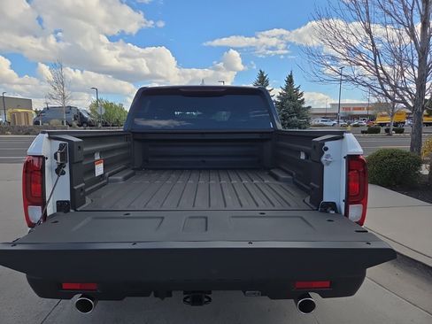 New 2025 Honda Ridgeline Sport image 40