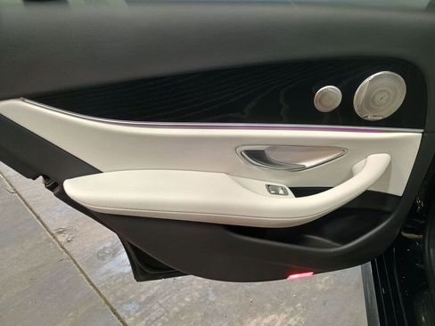 Used 2023 Mercedes-Benz E 350 4MATIC Sedan image 16