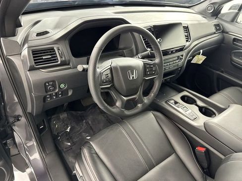 Used 2024 Honda Ridgeline TrailSport image 25