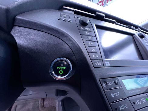 Used 2010 Toyota Prius Five image 17