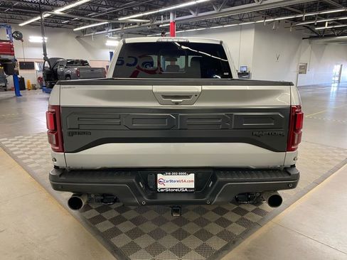 Used 2018 Ford F150 Raptor w/ Equipment Group 802A Luxury AWD/4WD image 9