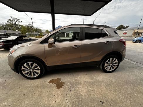 Used 2019 Buick Encore Preferred image 5