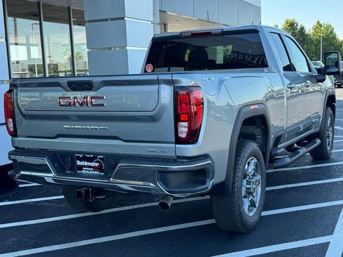 New 2026 GMC Sierra 2500 SLE w/ SLE Value Package; AWD/4WD image 4