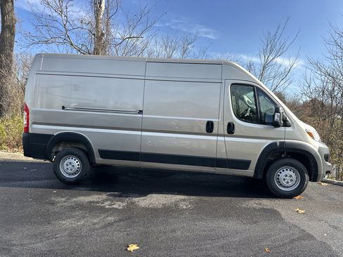 New 2026 RAM ProMaster 2500 w/ Safety Group image 23