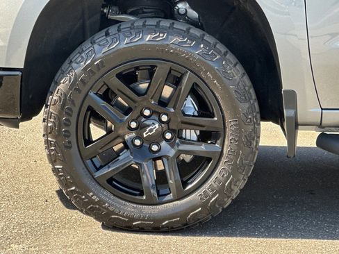 Used 2026 Chevrolet Silverado 1500 LT Trail Boss w/ LT Trail Boss Premium Package AWD/4WD image 27