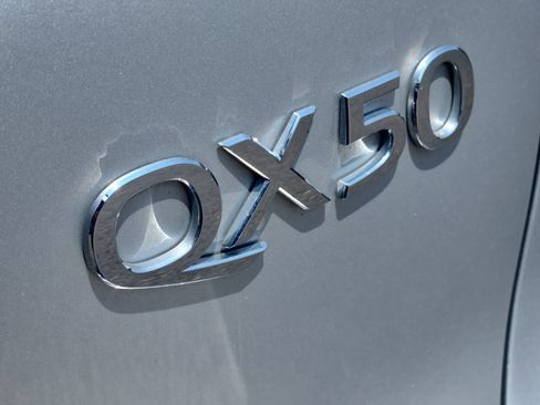 Used 2019 INFINITI QX50 Essential w/ Premium Heat Package AWD/4WD image 23