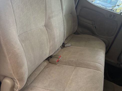 Used 2002 Toyota Tacoma PreRunner image 12