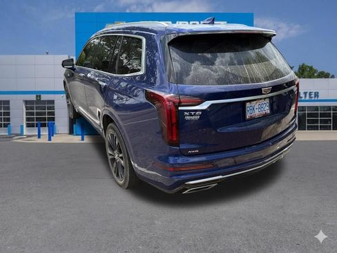 Used 2023 Cadillac XT6 Premium Luxury w/ Platinum Package AWD/4WD image 10