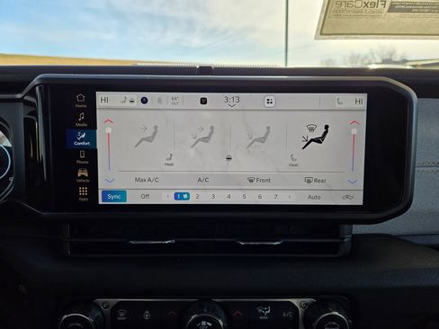 New 2026 Jeep Gladiator Sport AWD/4WD image 20