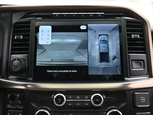 Used 2024 Ford F150 King Ranch w/ FX4 Off-Road Package image 31