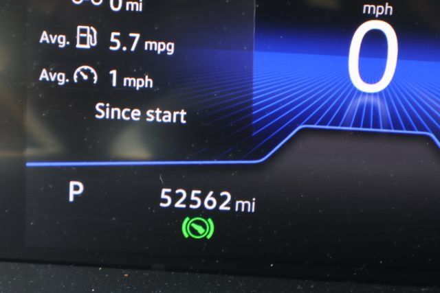 Certified 2025 Volkswagen Jetta SE FWD image 2
