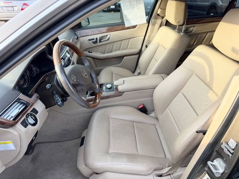 Used 2012 Mercedes-Benz E 350 BlueTEC Sedan image 11