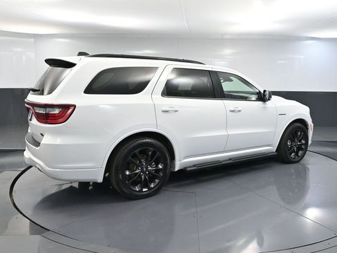 Used 2024 Dodge Durango R/T AWD/4WD image 6