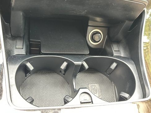 Used 2021 Mercedes-Benz GLC 300 4MATIC image 41