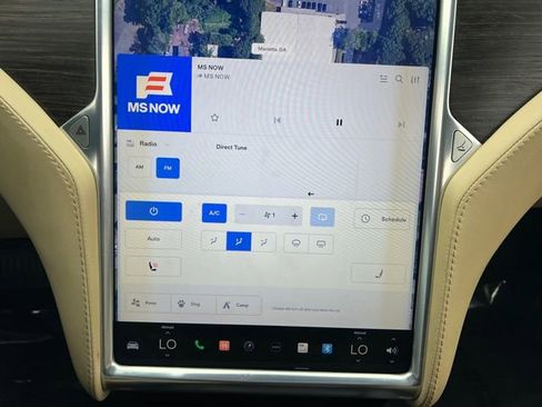 Used 2016 Tesla Model S 70 image 19