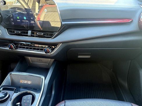 Certified 2025 Chevrolet Equinox RS w/ Convenience Package III image 14