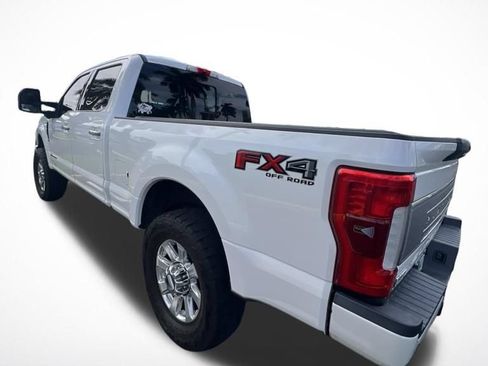 Used 2017 Ford F250 Platinum w/ Platinum Ultimate Package AWD/4WD image 3