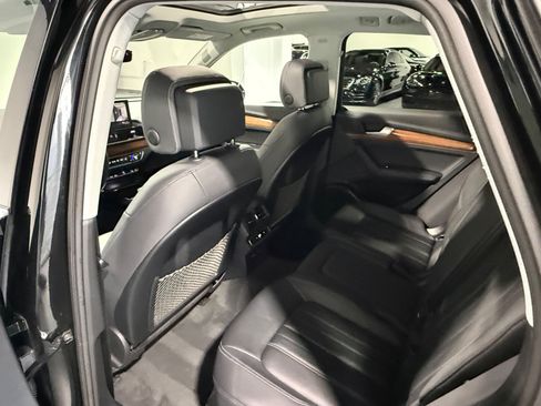 Used 2023 Audi Q5 2.0T Premium Plus w/ Premium Plus Package AWD/4WD image 51