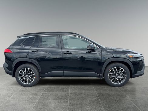 New 2026 Toyota Corolla Cross XLE AWD/4WD image 6