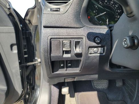 Used 2010 Lexus IS 250C w/ Luxury Pkg RWD image 15