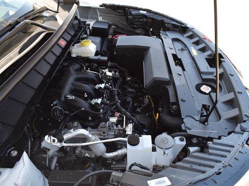 New 2026 Nissan Pathfinder Platinum image 19