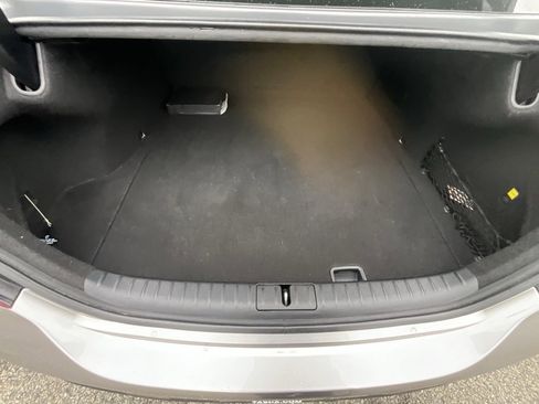 Used 2022 Genesis G70 2.0T image 28