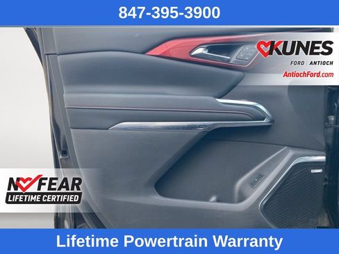 Used 2024 Chevrolet Traverse RS AWD/4WD image 17