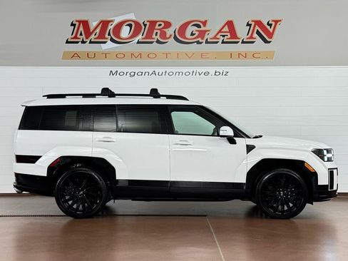 Used 2025 Hyundai Santa Fe Calligraphy image 2