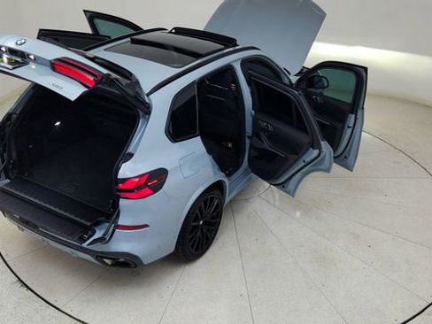 Used 2025 BMW X5 xDrive40i w/ M Sport Package image 91