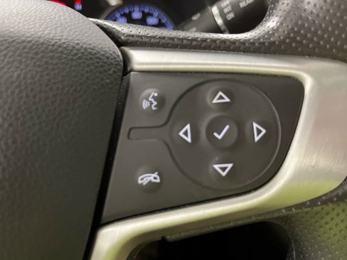 Used 2023 GMC Acadia SLE w/ Driver Convenience Package image 23