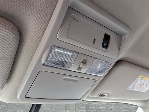 Used 2017 Nissan Titan PRO-4X image 19