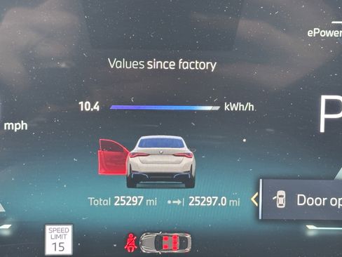 Used 2024 BMW i4 eDrive35 w/ Premium Package image 22