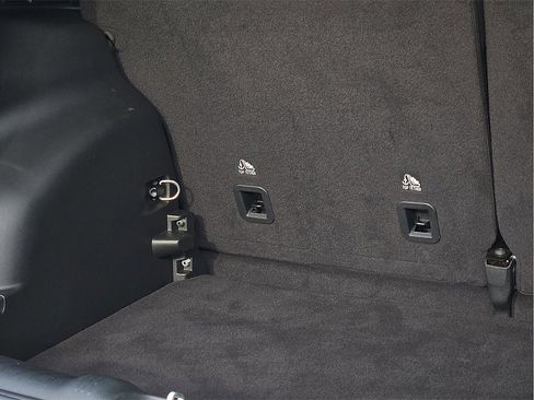 Used 2024 Jeep Compass Limited w/ Sun and Sound Group image 8