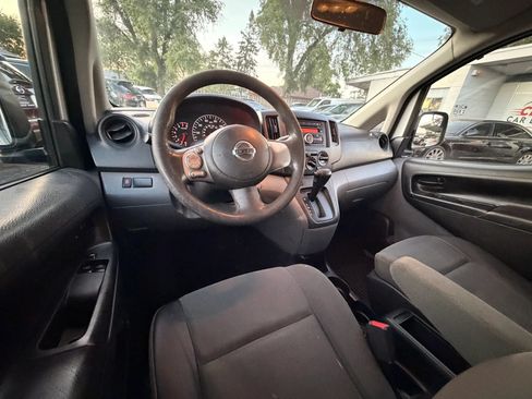 Used 2015 Nissan NV200 S w/ Back Door Glass Package FWD image 24