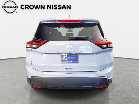 New 2026 Nissan Rogue SV FWD image 6