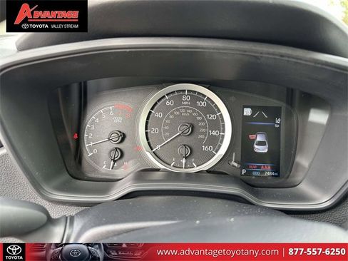 Used 2022 Toyota Corolla LE image 30