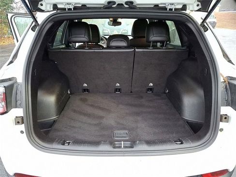 Used 2024 Jeep Compass Latitude image 29